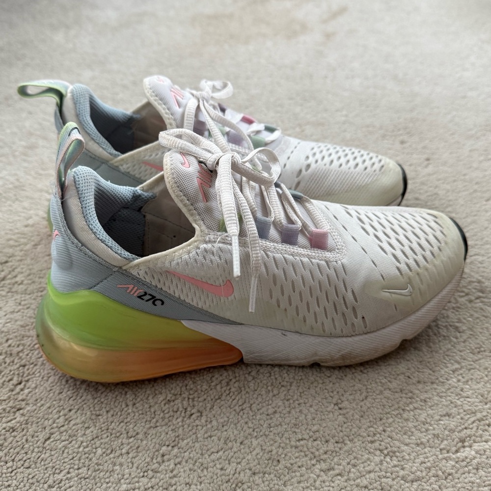 Nike Air Max 270